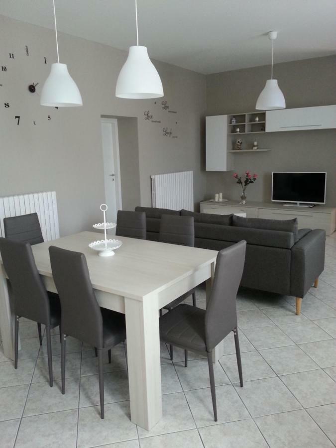 Casa Bruna แวร์บาเนีย ภายนอก รูปภาพ