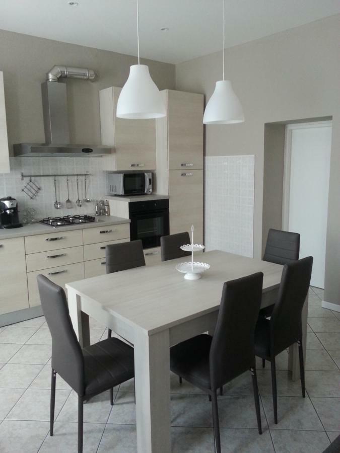 Casa Bruna แวร์บาเนีย ภายนอก รูปภาพ